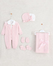 Cargar imagen en el visor de la galería, 3409 Newborn Ivory Gift Set 7 Pieces