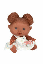 Cargar imagen en el visor de la galería, 60852. 26 cm Cocolín Beach Elegance dolls (9 units) in display case