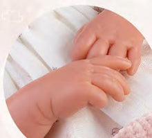 Cargar imagen en el visor de la galería, 893 Norma Newborn Baby Doll 42cm