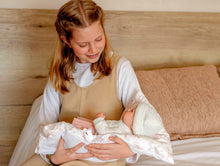 Cargar imagen en el visor de la galería, 98188 Julia Reborn Baby Doll (Copy)