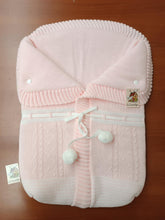 Cargar imagen en el visor de la galería, 2985  White Pompom Sleeping Bag