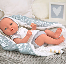 Cargar imagen en el visor de la galería, 98172 Borja Reborn Baby Doll