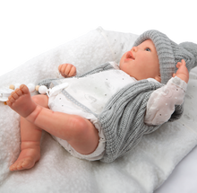 Load image into Gallery viewer, 98195 Daniela Reborn Doll