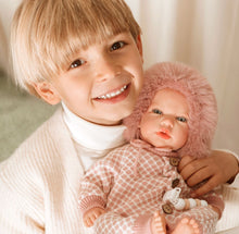 Cargar imagen en el visor de la galería, 98110 Muñeca Lola Reborn