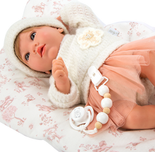 Cargar imagen en el visor de la galería, 98188 Julia Reborn Baby Doll (Copy)