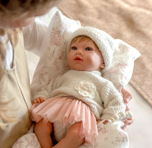 Cargar imagen en el visor de la galería, 98188 Julia Reborn Baby Doll (Copy)