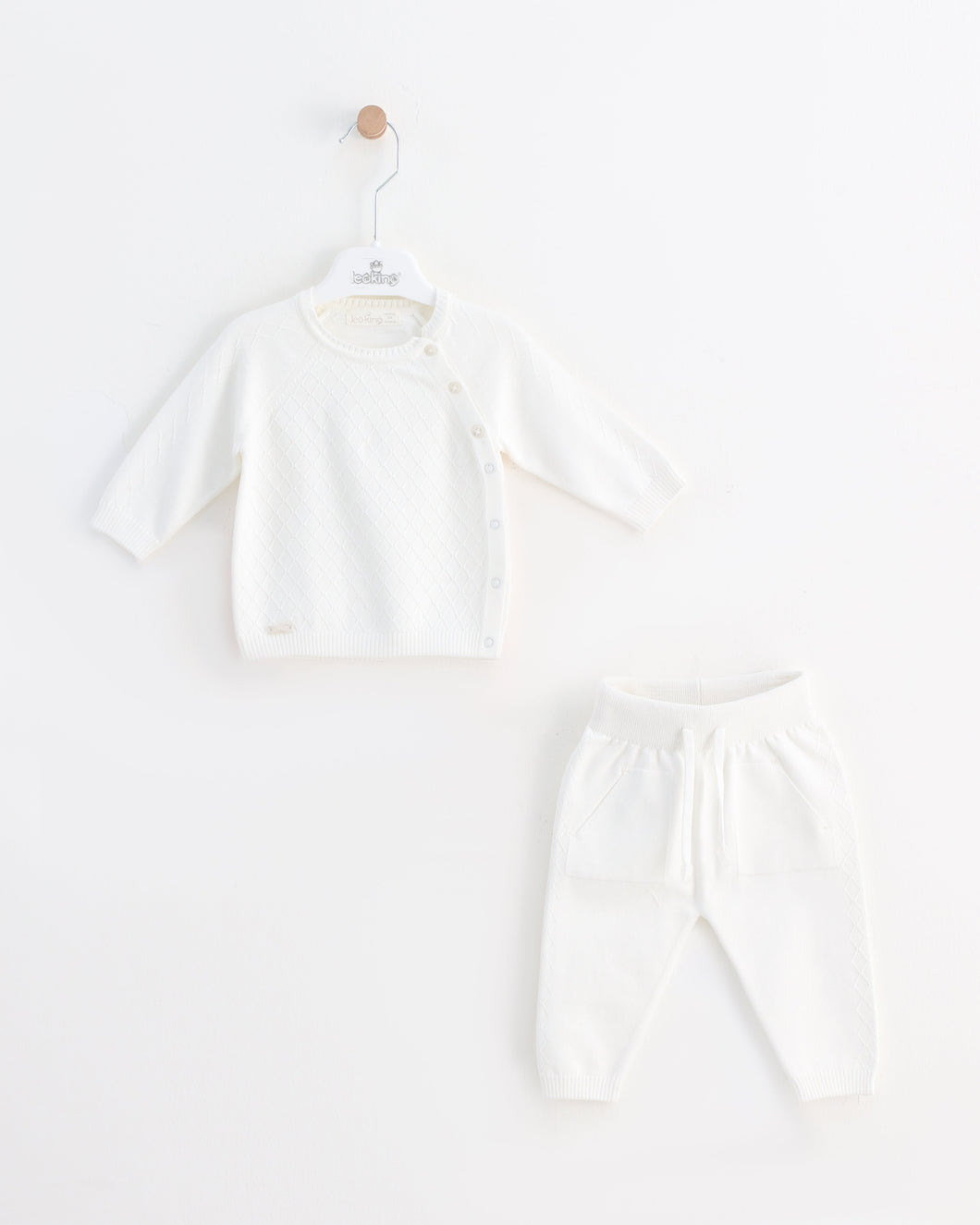 8471  Boys White Trousers Set (Pack 4)