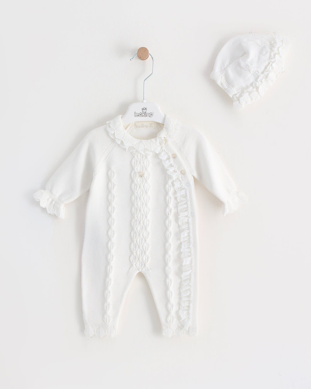 7387 Girls White Knitted Romper  (Pack 4)