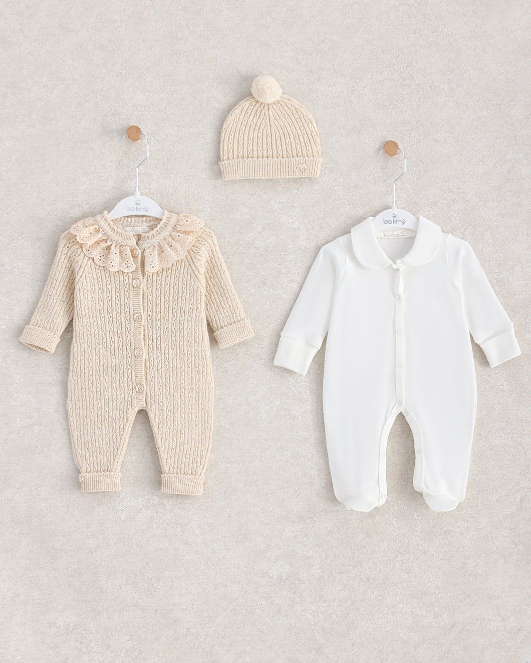 9326 Baby Girls Romper Set with body vest and Hat (Pack of 4)