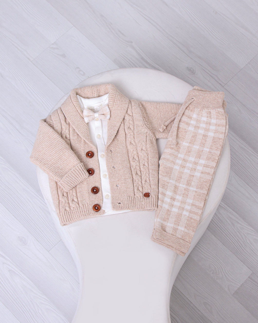 8372-BG Conjunto Niño Punto Beige