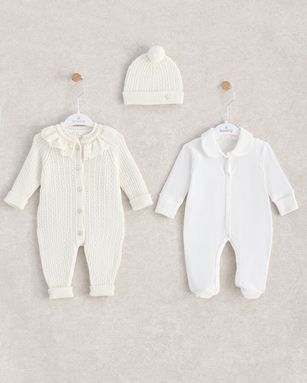 9326 Baby Girls Romper Set with body vest and Hat (Pack of 4)