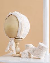 Load image into Gallery viewer, 1327 White Baby Girl Hat And Booties
