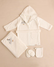 Cargar imagen en el visor de la galería, 12803-W White Bathrobes for Newborn (Gift Set)
