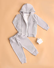 Charger l&#39;image dans la galerie, 12505-B Boys Beige 3 Pieces Set Tracksuit  (Pack4)
