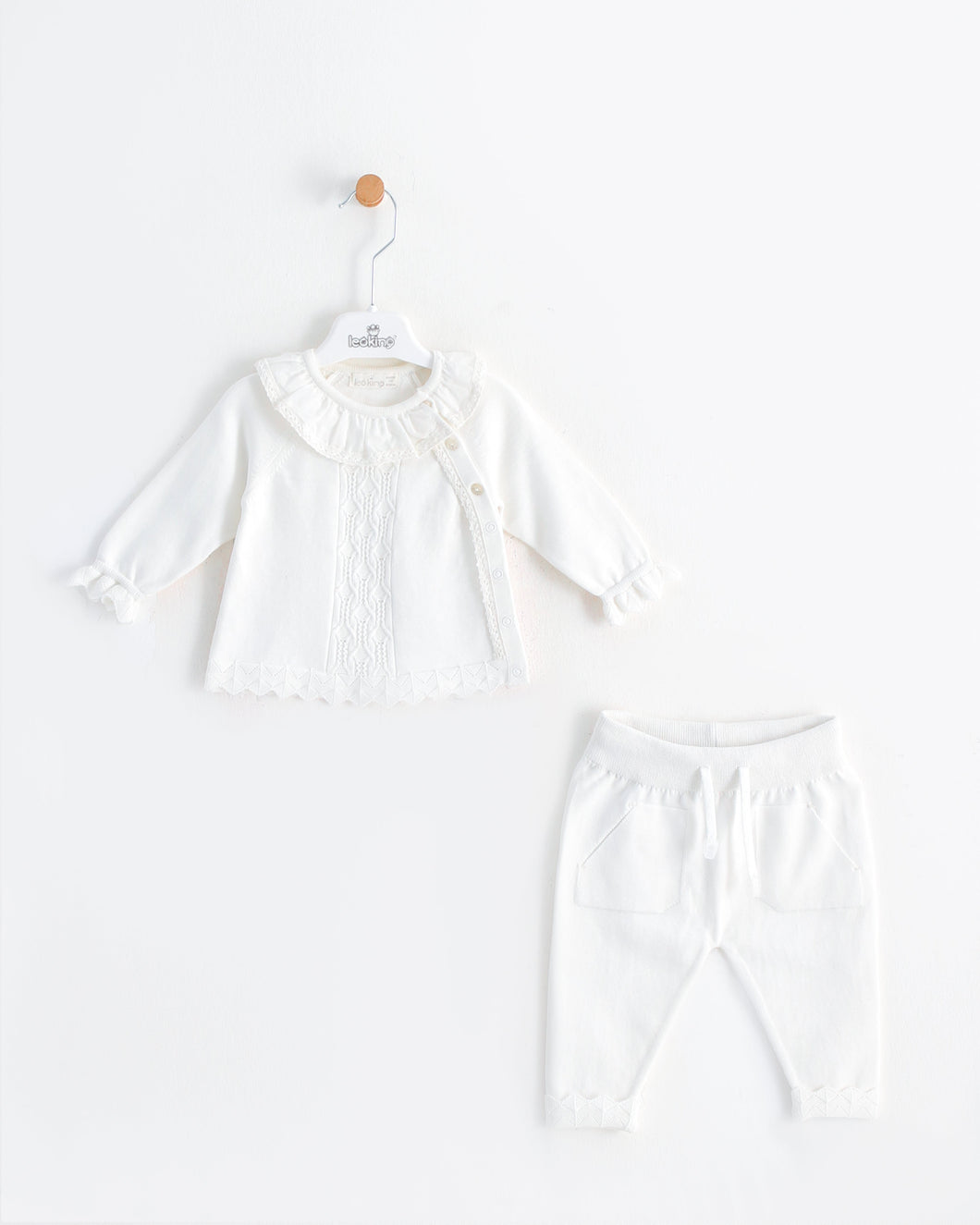 8474 Girls White Knitted Trousers Set (Pack of 4)