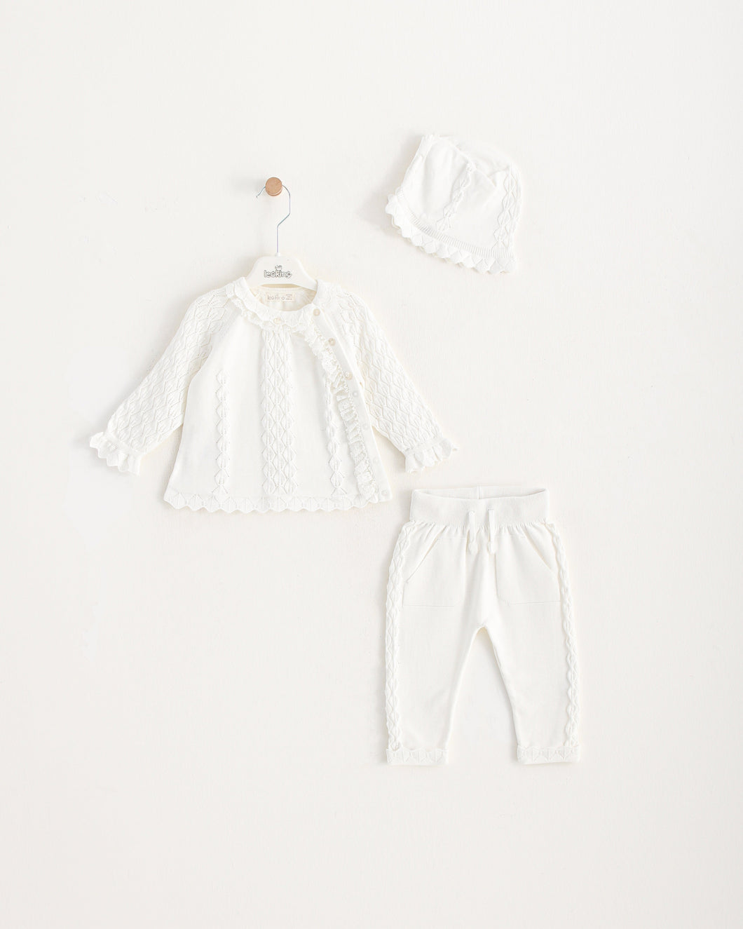 8476 Girls White 2 Pieces Knitted Set (Pack 4)