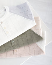 Cargar imagen en el visor de la galería, 8458 Kaki Beige Boys Knitted Short Set (pack of 4)
