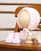 Load image into Gallery viewer, 1324 white Baby Girl Hat And Booties
