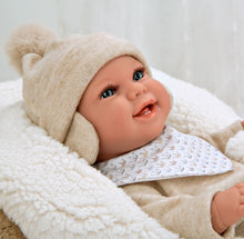 Cargar imagen en el visor de la galería, 60826 Babyto Beige Elegance Doll (WEIGHTED DOLL)
