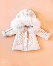 Charger l&#39;image dans la galerie, 8909-I Girls Thick Ivory Knitted Fleecy Fur Coat
