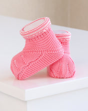 Load image into Gallery viewer, 1207-P Newborn Baby Pink Booties
