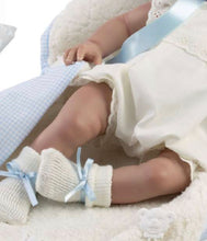 Charger l&#39;image dans la galerie, 45604 Nina Reborn Baby Doll
